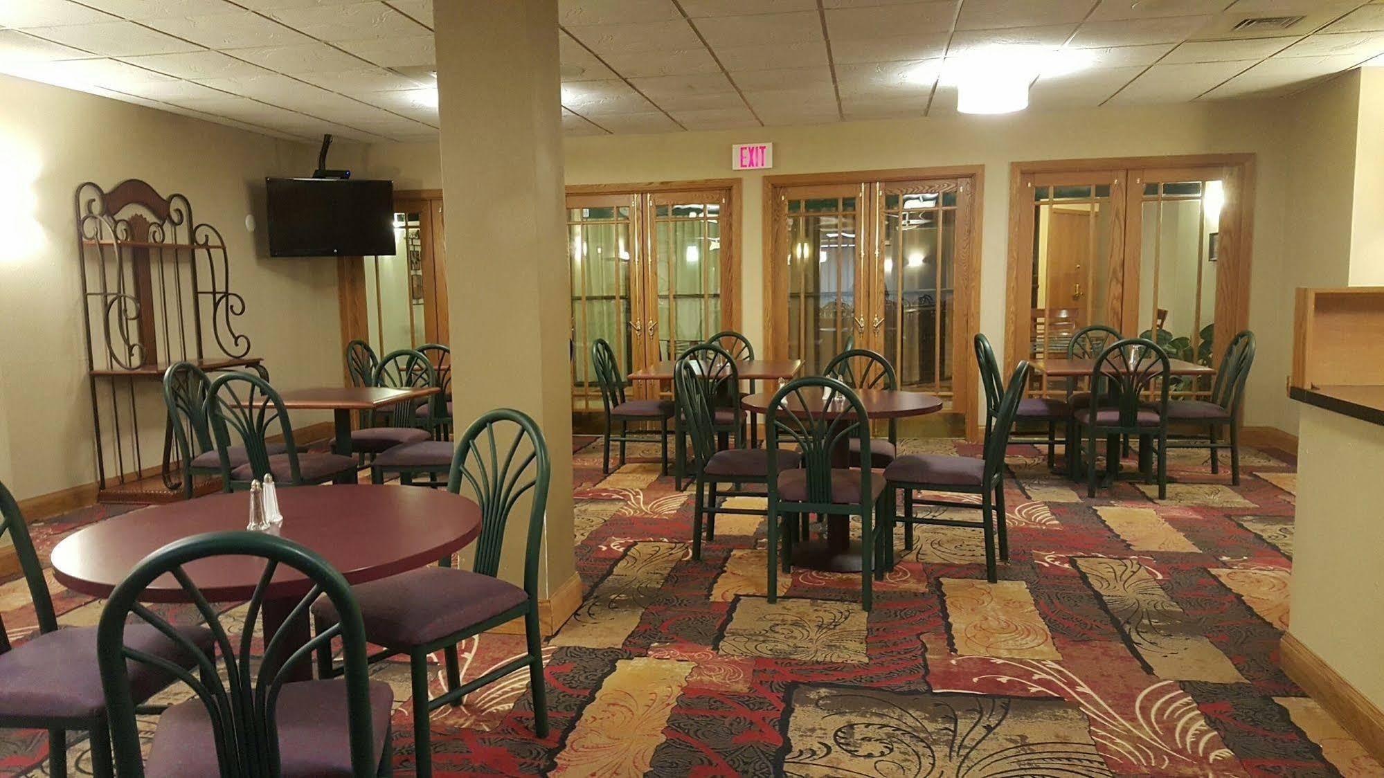 Best Western Plus Wausau Tower Inn Extérieur photo