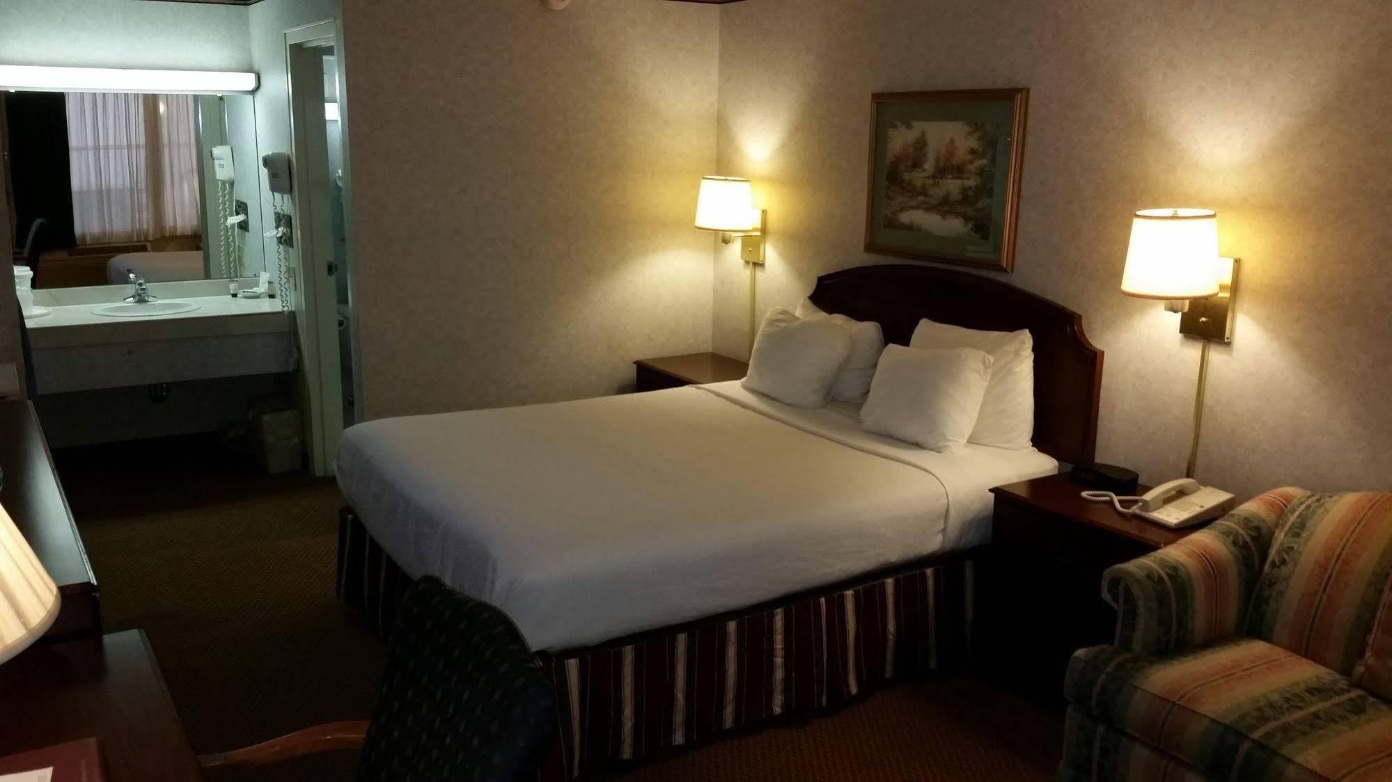 Best Western Plus Wausau Tower Inn Extérieur photo