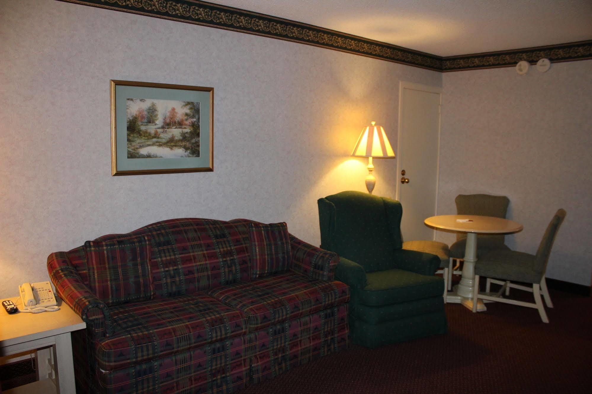 Best Western Plus Wausau Tower Inn Extérieur photo