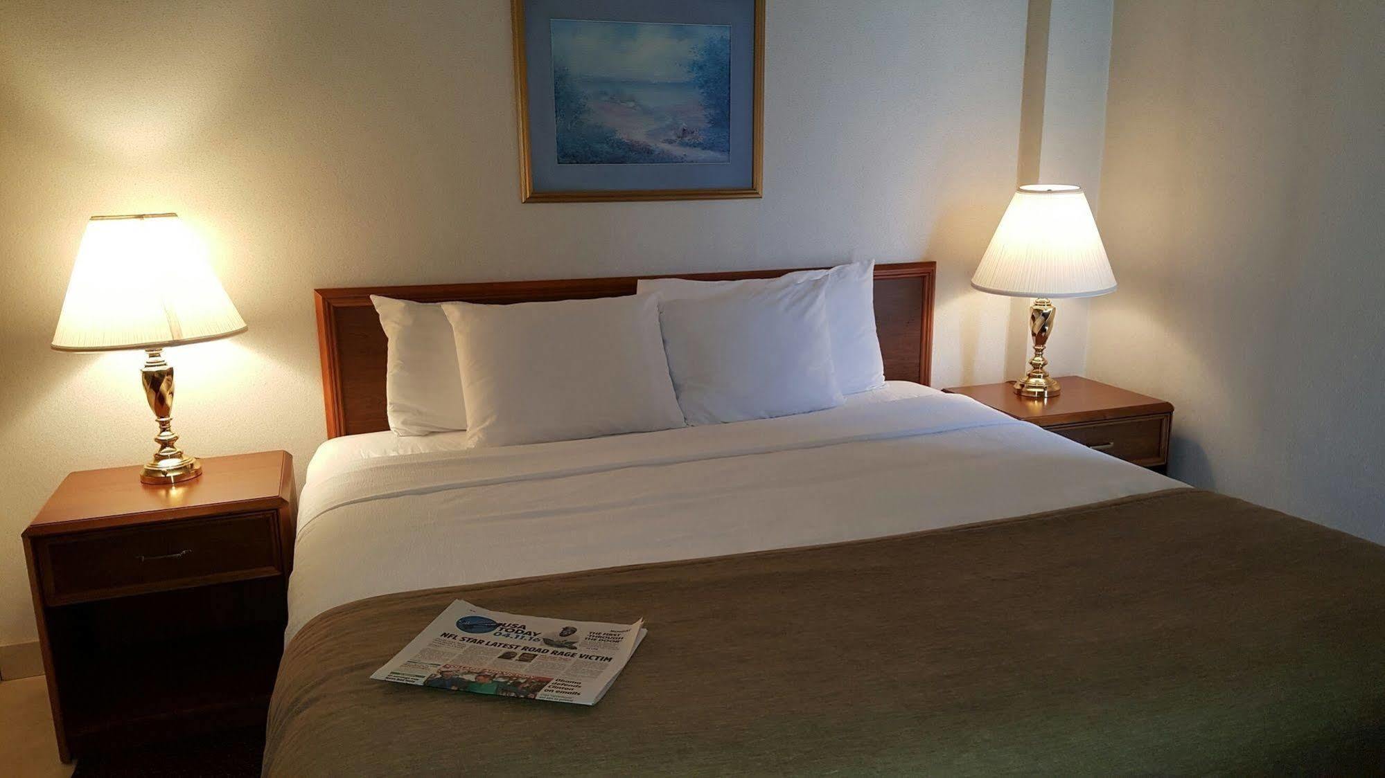 Best Western Plus Wausau Tower Inn Extérieur photo